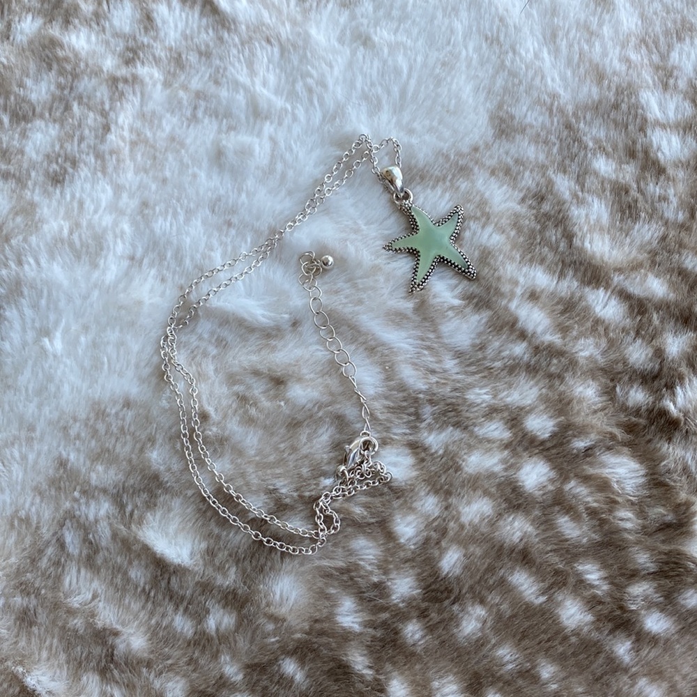 Starfish silver necklace - Picture 2 of 2